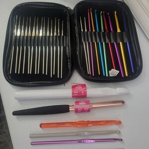 Colorful Crochet Hook Set with Case